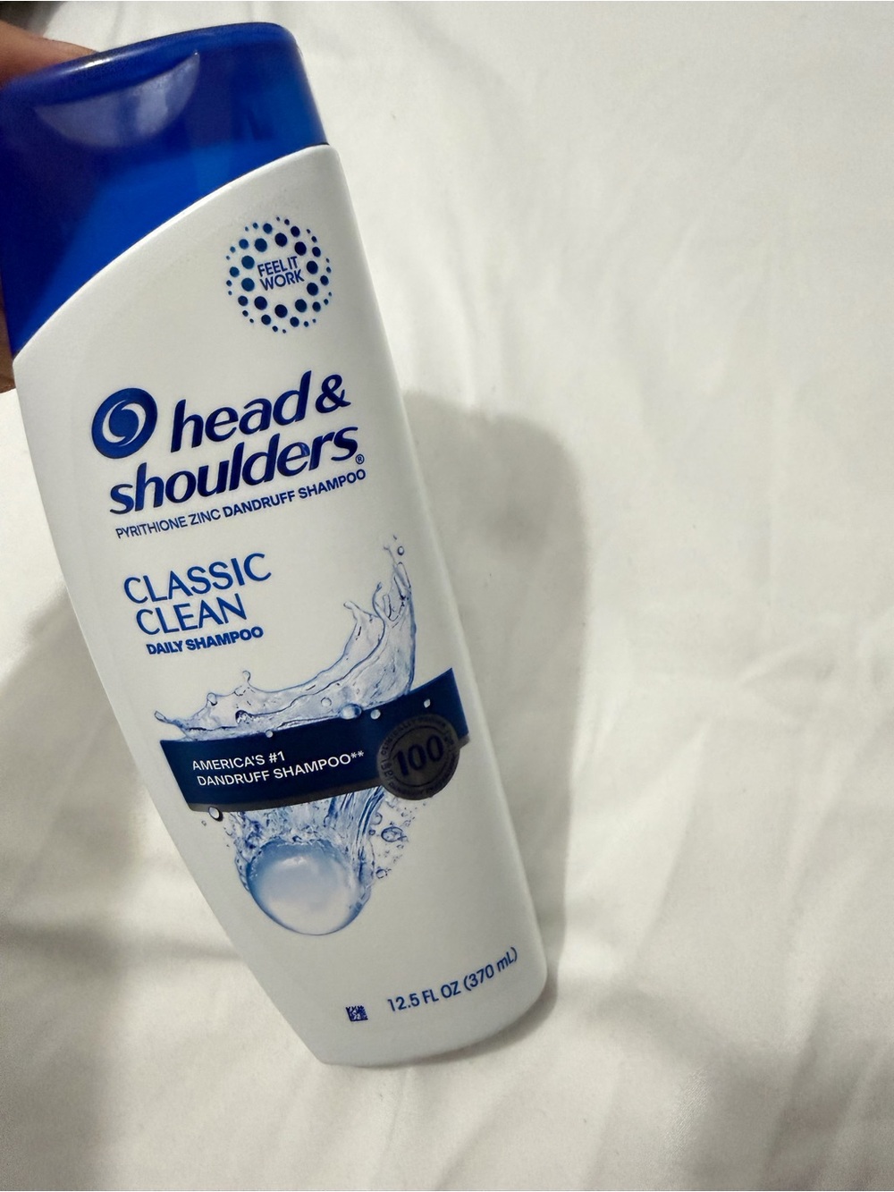 Head & Shoulders Classic Clean Daily Shampoo - Blue & White Bottle